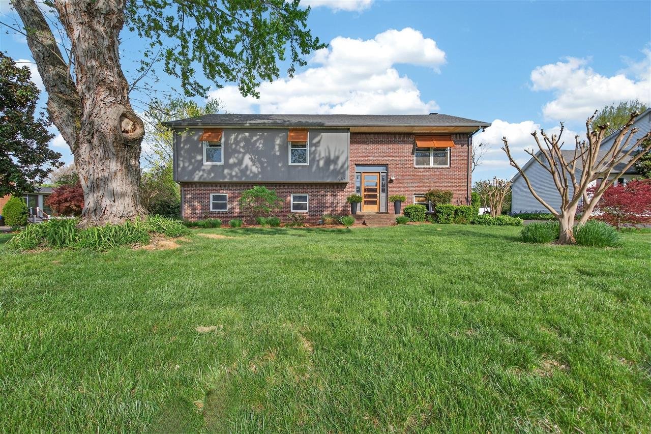 917 Wrenwood Drive