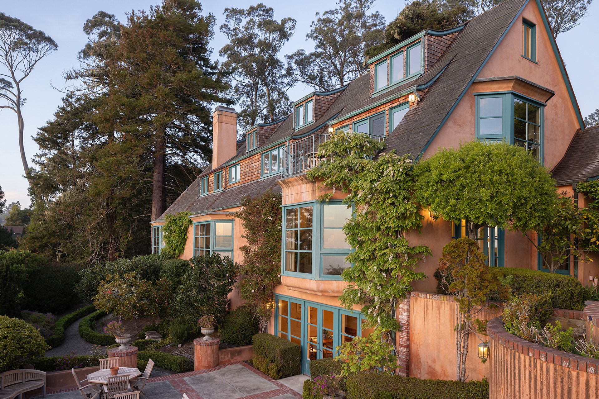 Extraordinary Carmel Highlands Estate