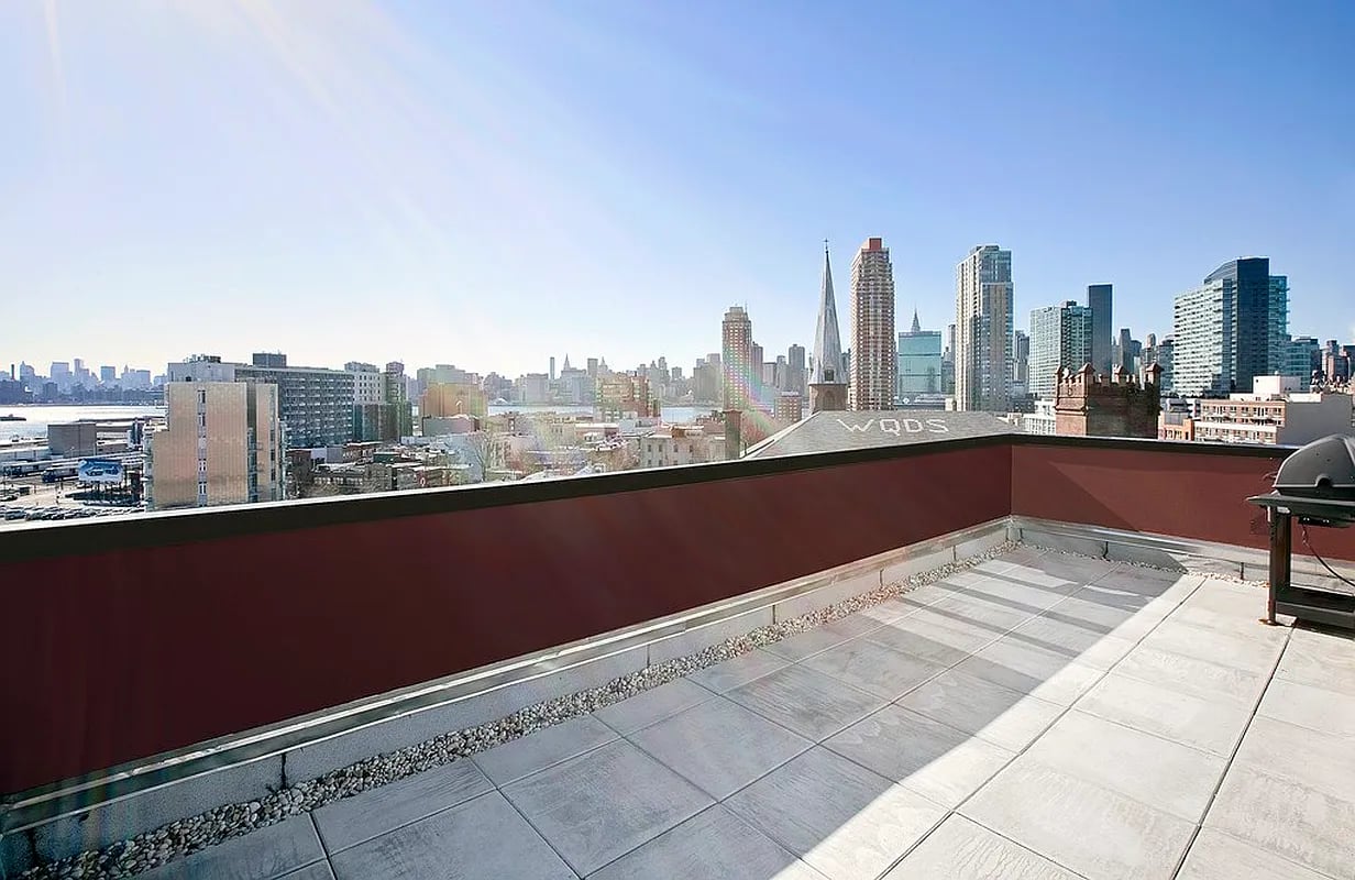 10-63 Jackson Ave, #PHA