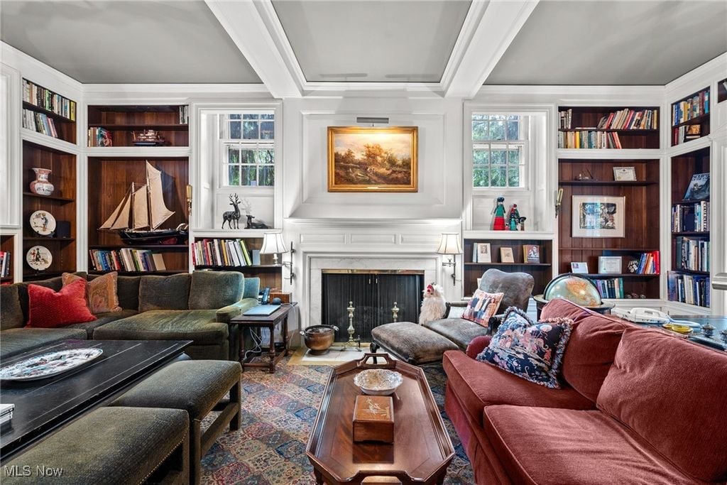 19200 S Woodland Rd