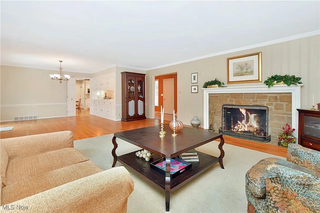 31150 Fox Hollow Dr