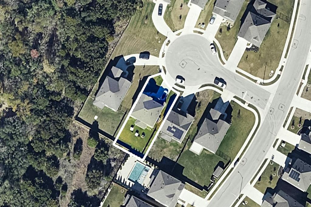 Move-In Ready Home in East Parke!