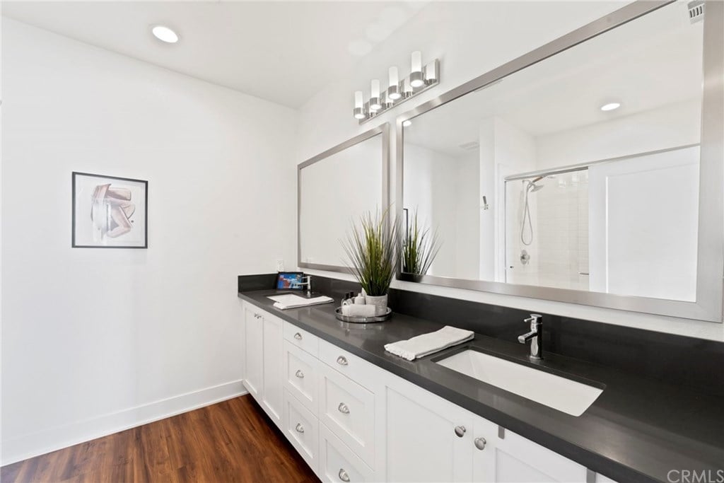 118 S Avenue 50, Unit 203