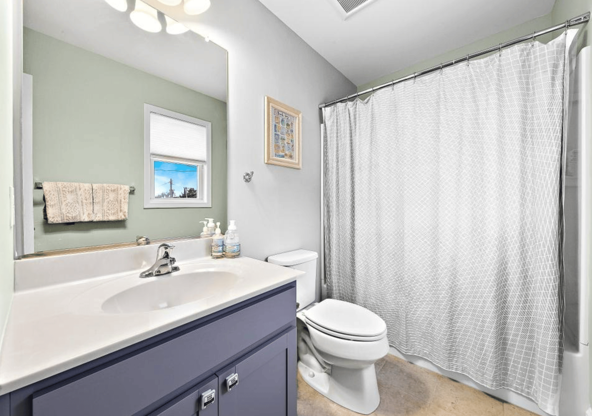 444 Centre Street, Beach Haven