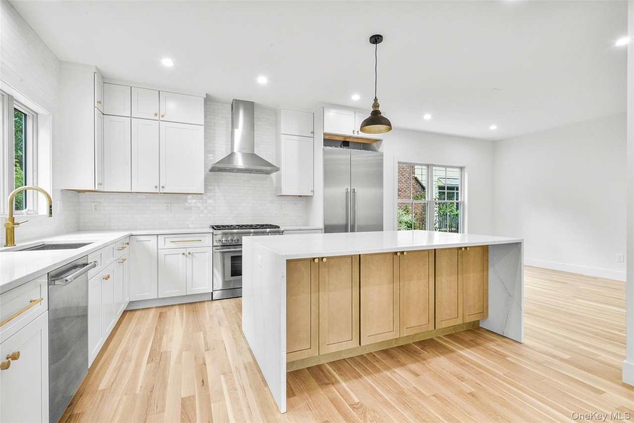 247 Nelson Rd