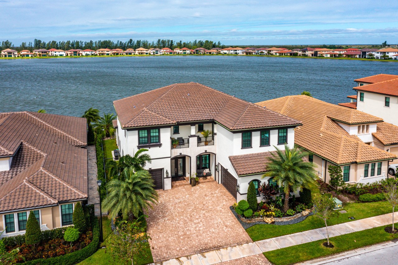Parkland Bay