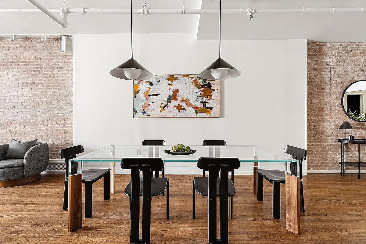 214 W 17th St APT 4B