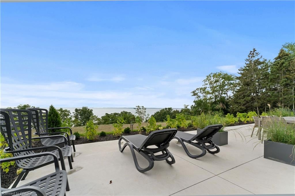 434 Front Road