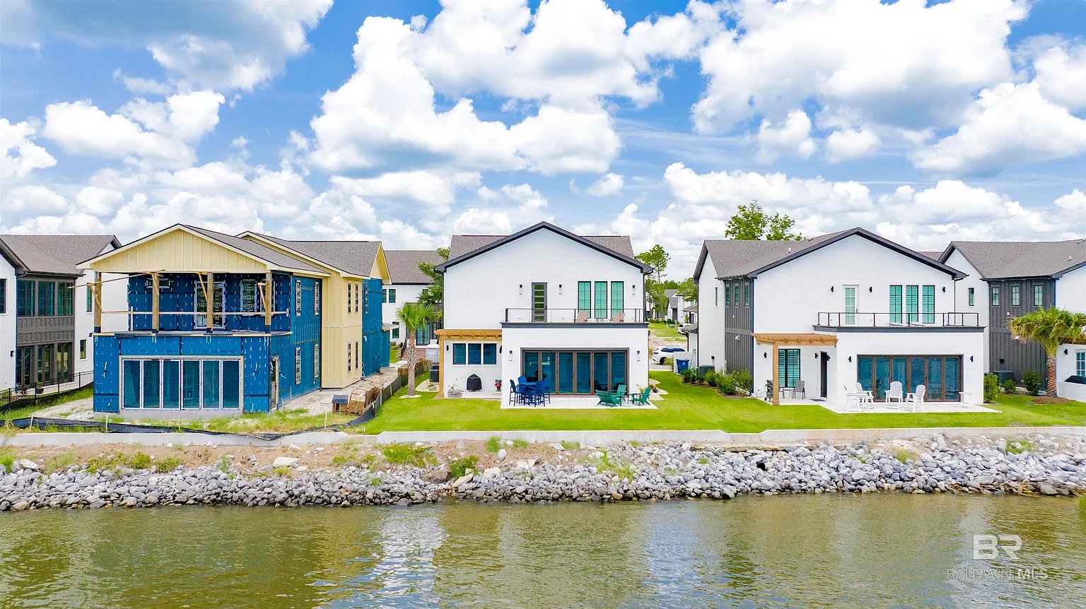 873 Inlet Cir