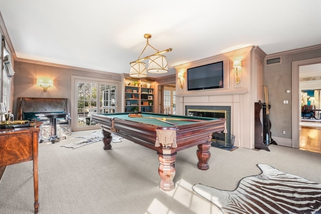 10 Lanark Rd