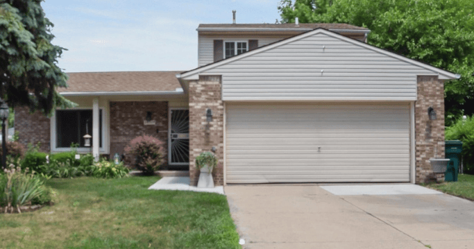 28034 Riverbridge Dr