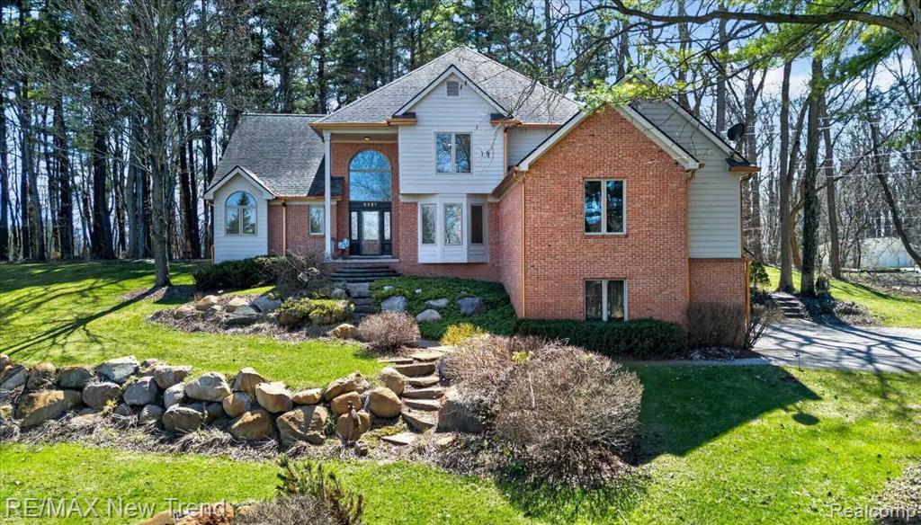 5721 Coralwood Court