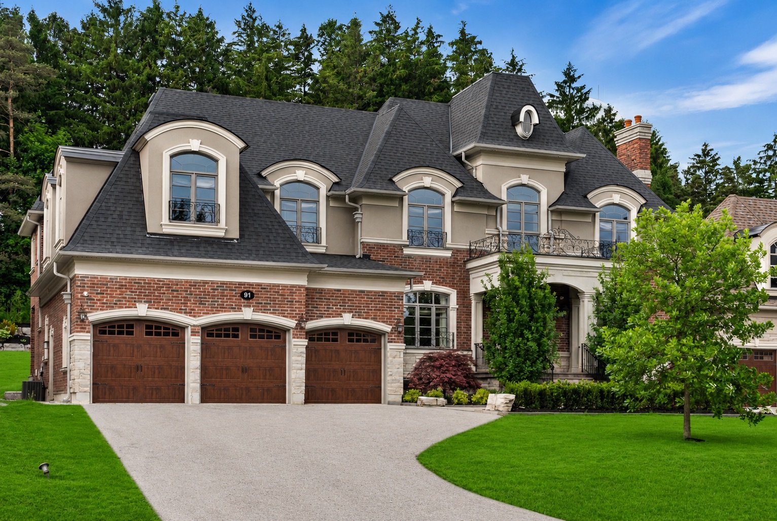 SOLD: Elegant Model Residence