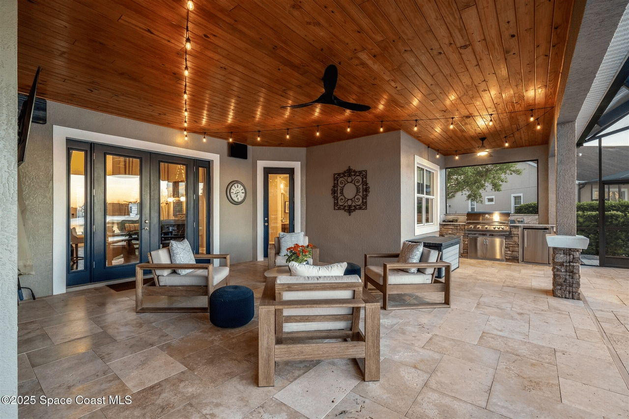 3077 Cortona Dr