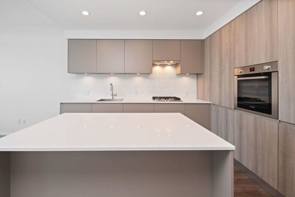 3809 Evergreen Pl, #3809