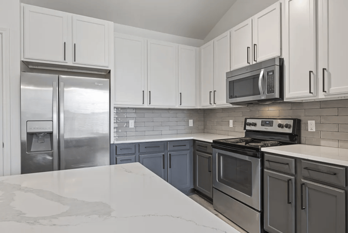 Limited Time Only- Up to 8 Weeks Free Rent!