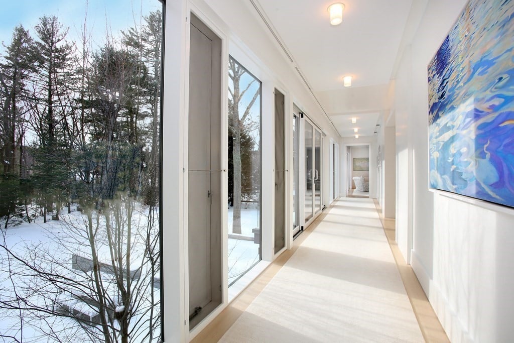 70 Possum Rd Weston, MA 02493-2318