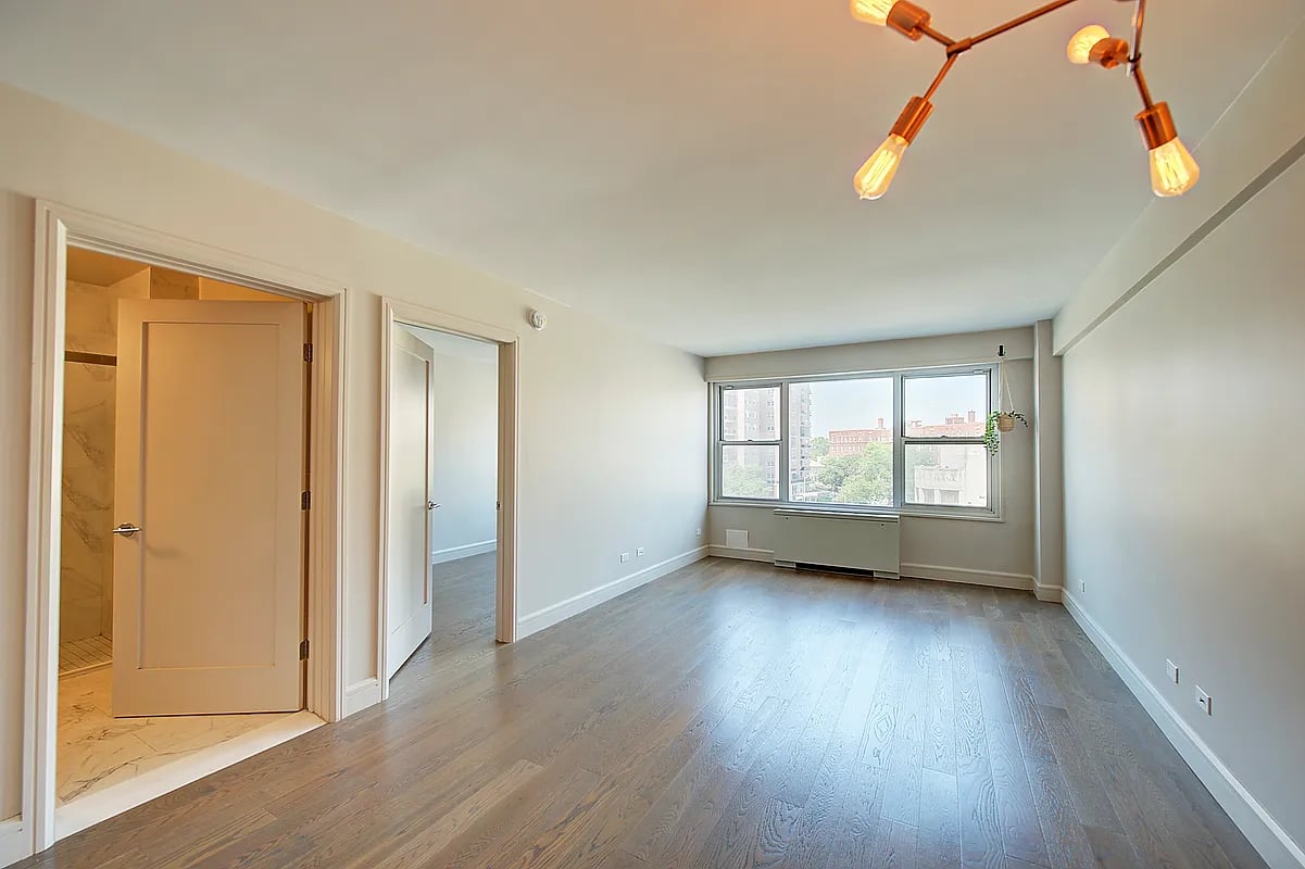 107-40 Queens Boulevard Unit: 5H