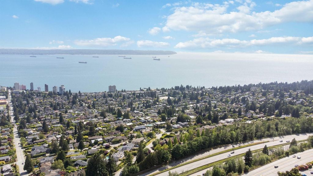 2206 Folkestone Way, #9