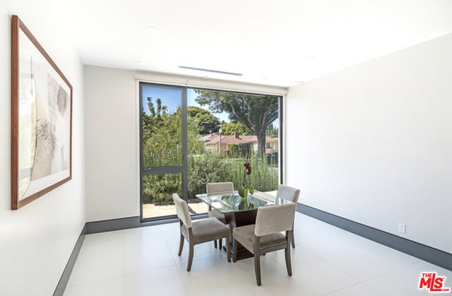 2122 Castle Heights Ave