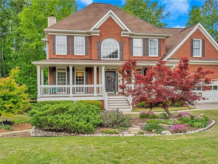 3147 Oaktree Ln