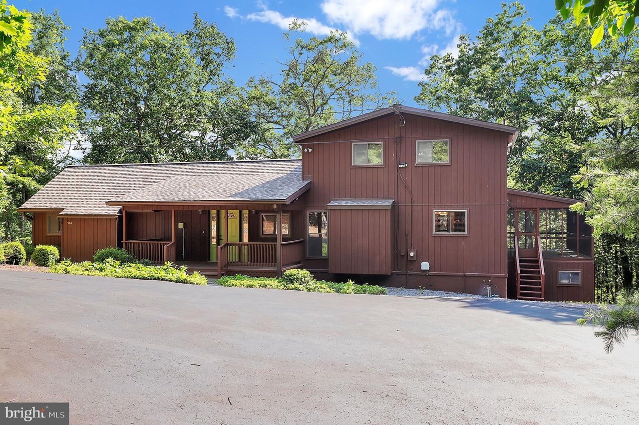 986 Walden Rd