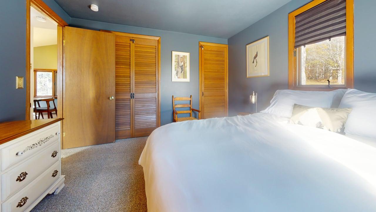 Cozy 1-Bedroom Apartment 