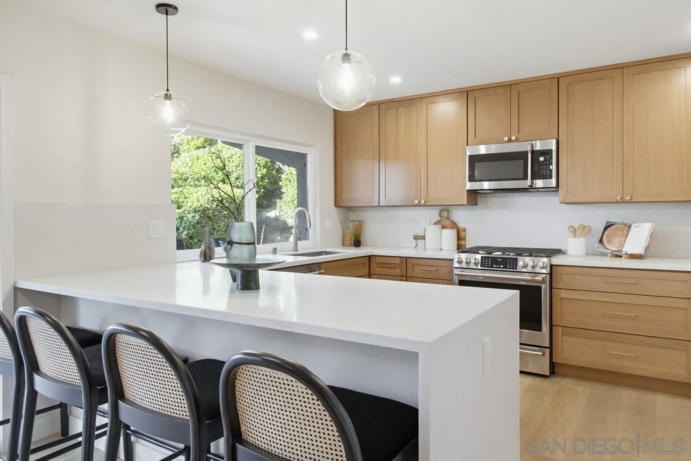 5580 Caminito Consuelo La Jolla, CA 92037