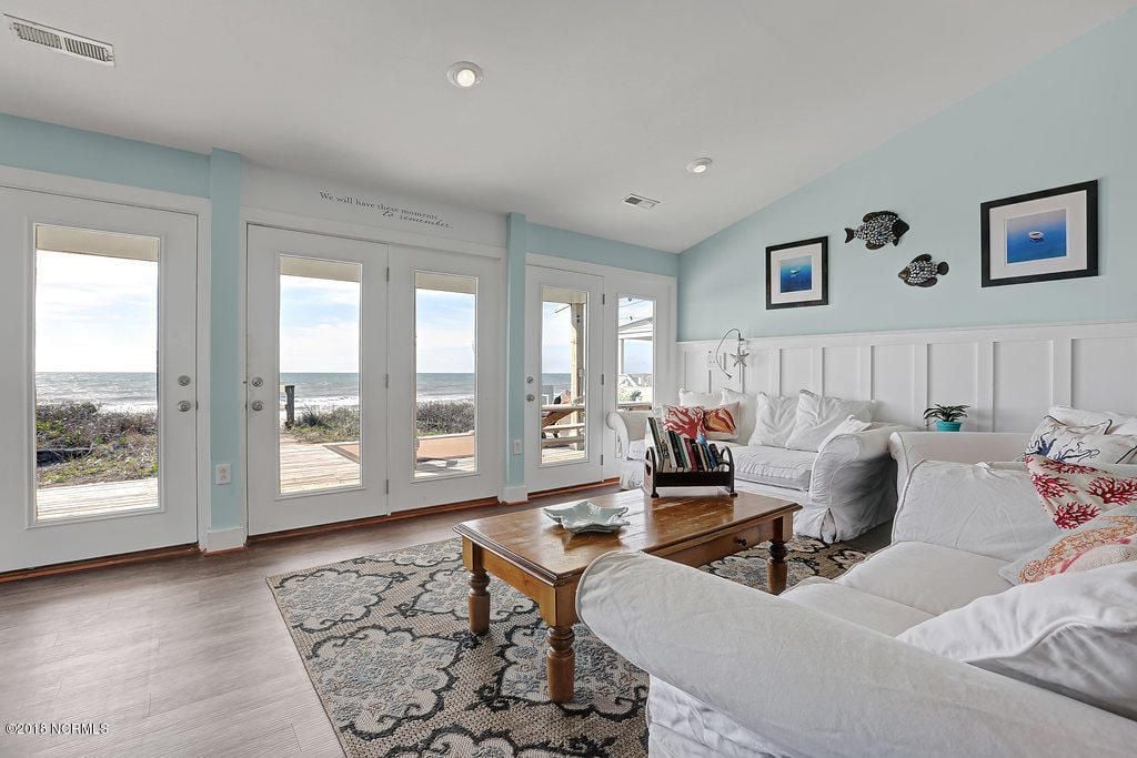 Ocean Front Home With Full Separate Apartment