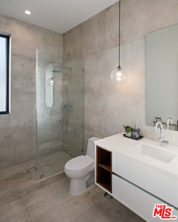 Aurelian Crest, Linda Flora Dr, 90049