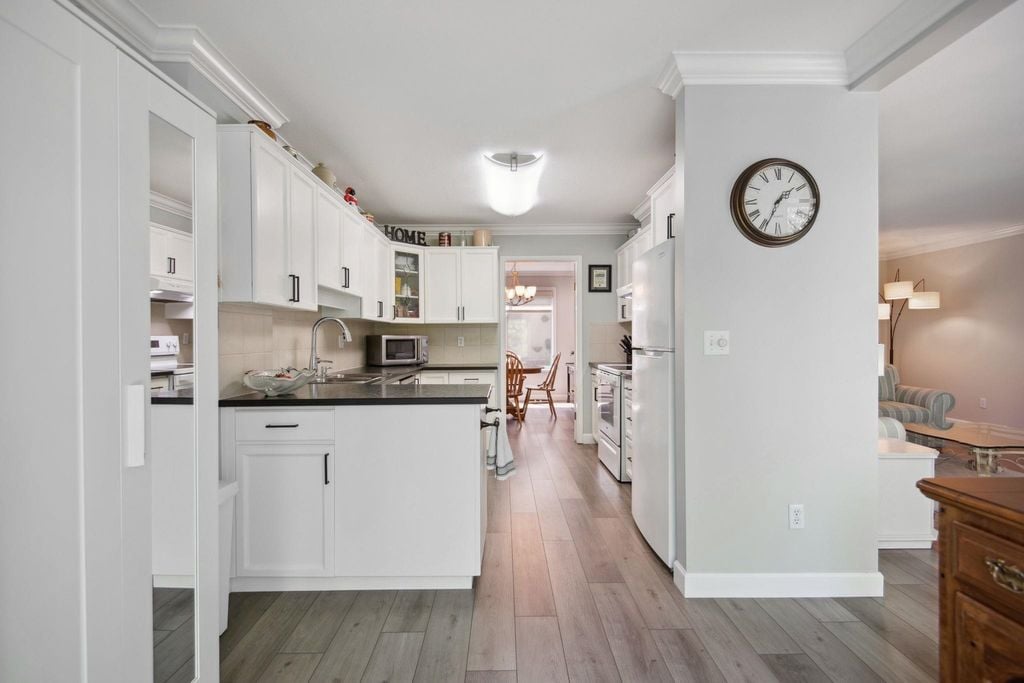 72 Jamieson Ct, #28