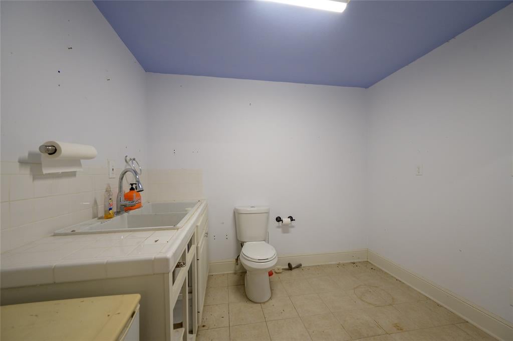 139 Shoshone Dr