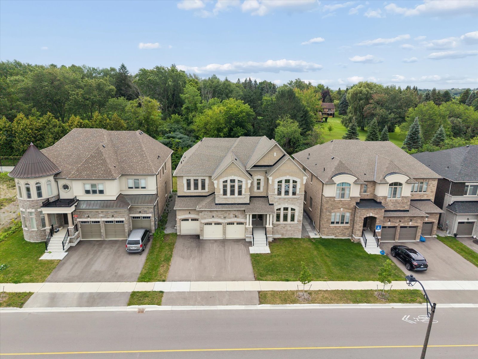 72 Silk Twist Drive, East Gwillimbury