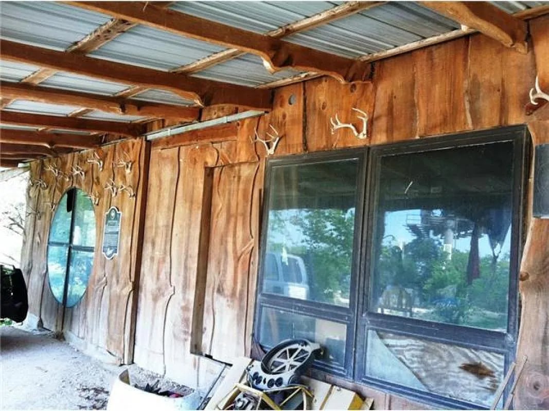 7748 E Us Highway 290 #B