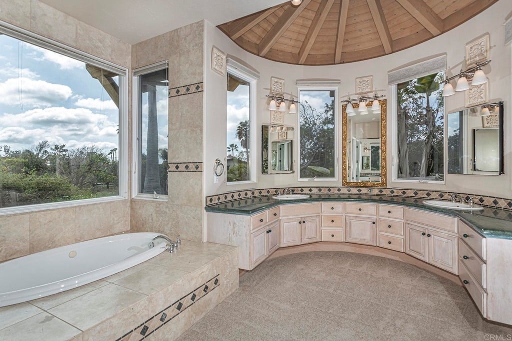 6944 Rancho Cielo