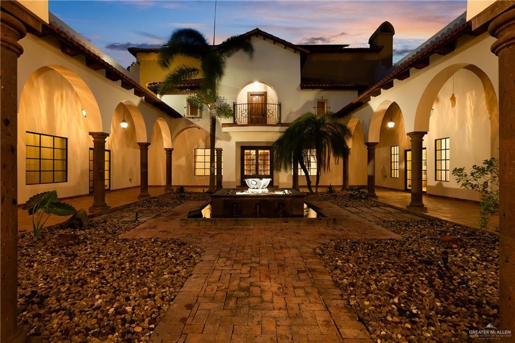 La Hacienda