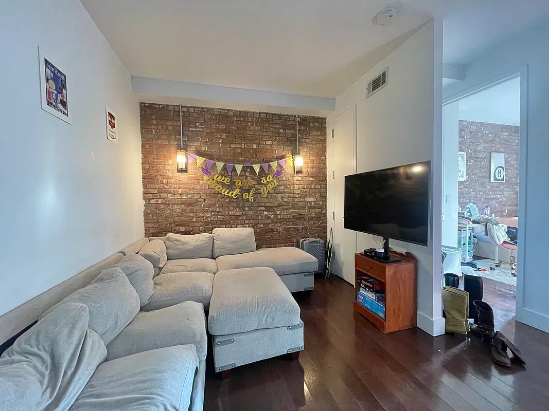 204 Starr St 3R