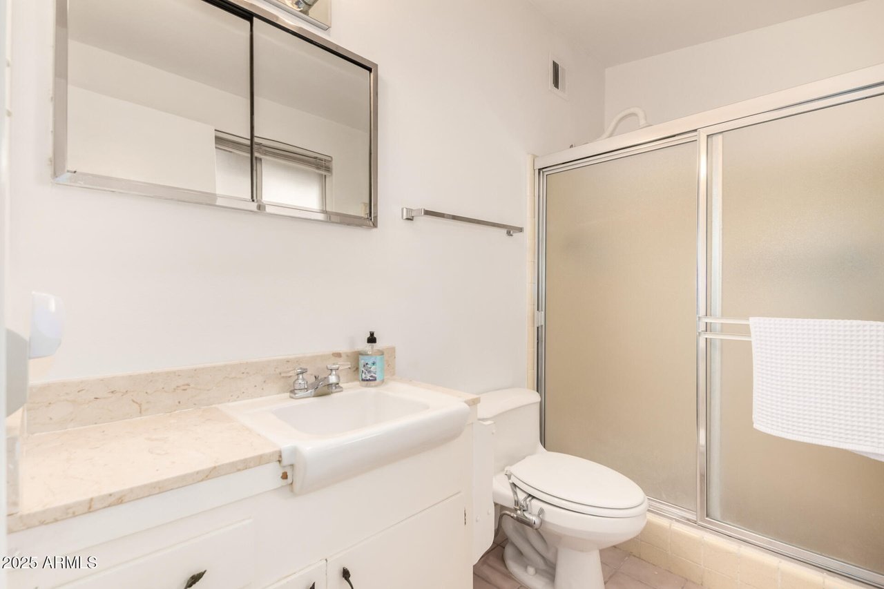 10641 W Oakmont Drive