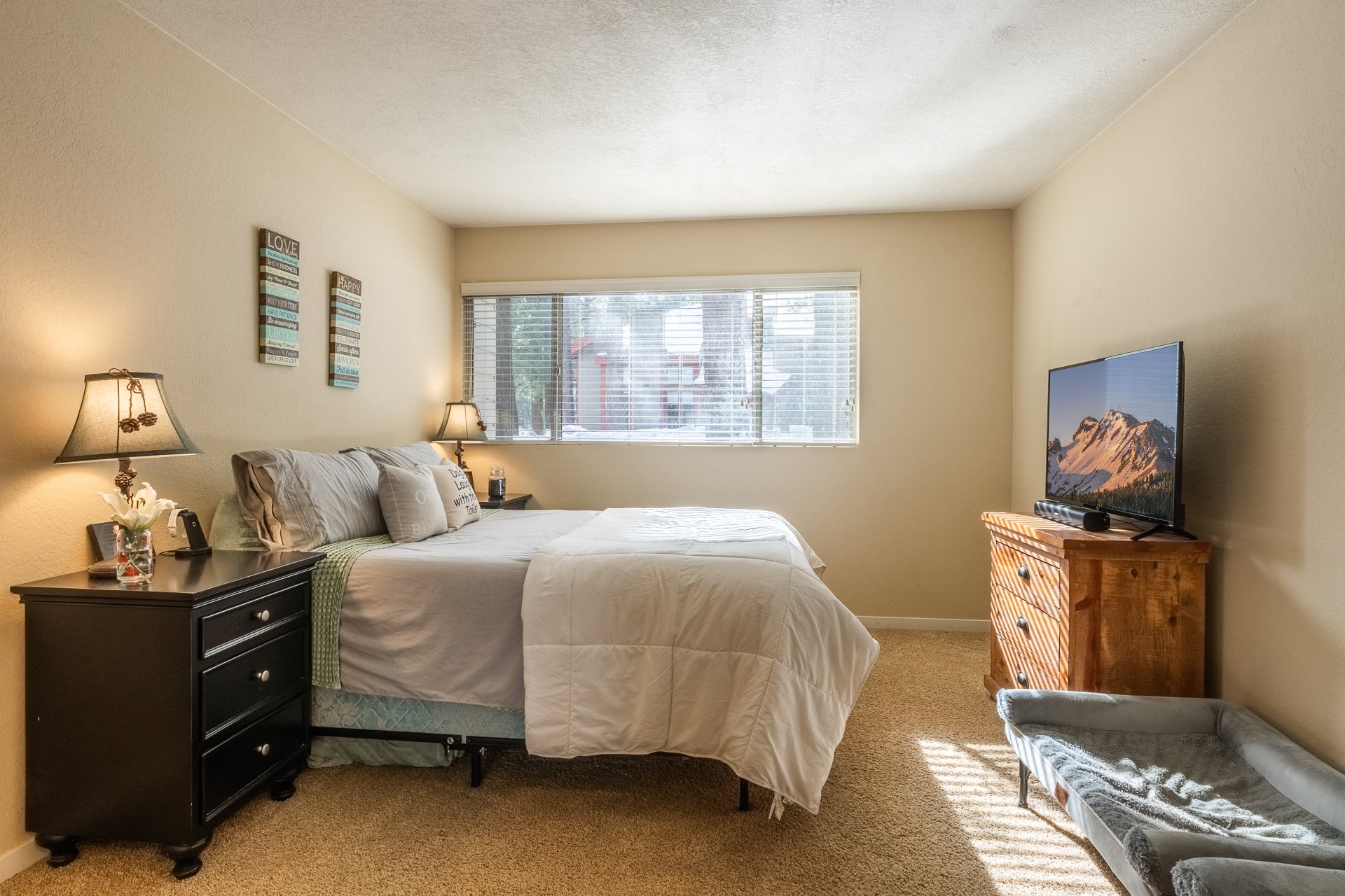 305 Azimuth Drive Unit 14 Door N2