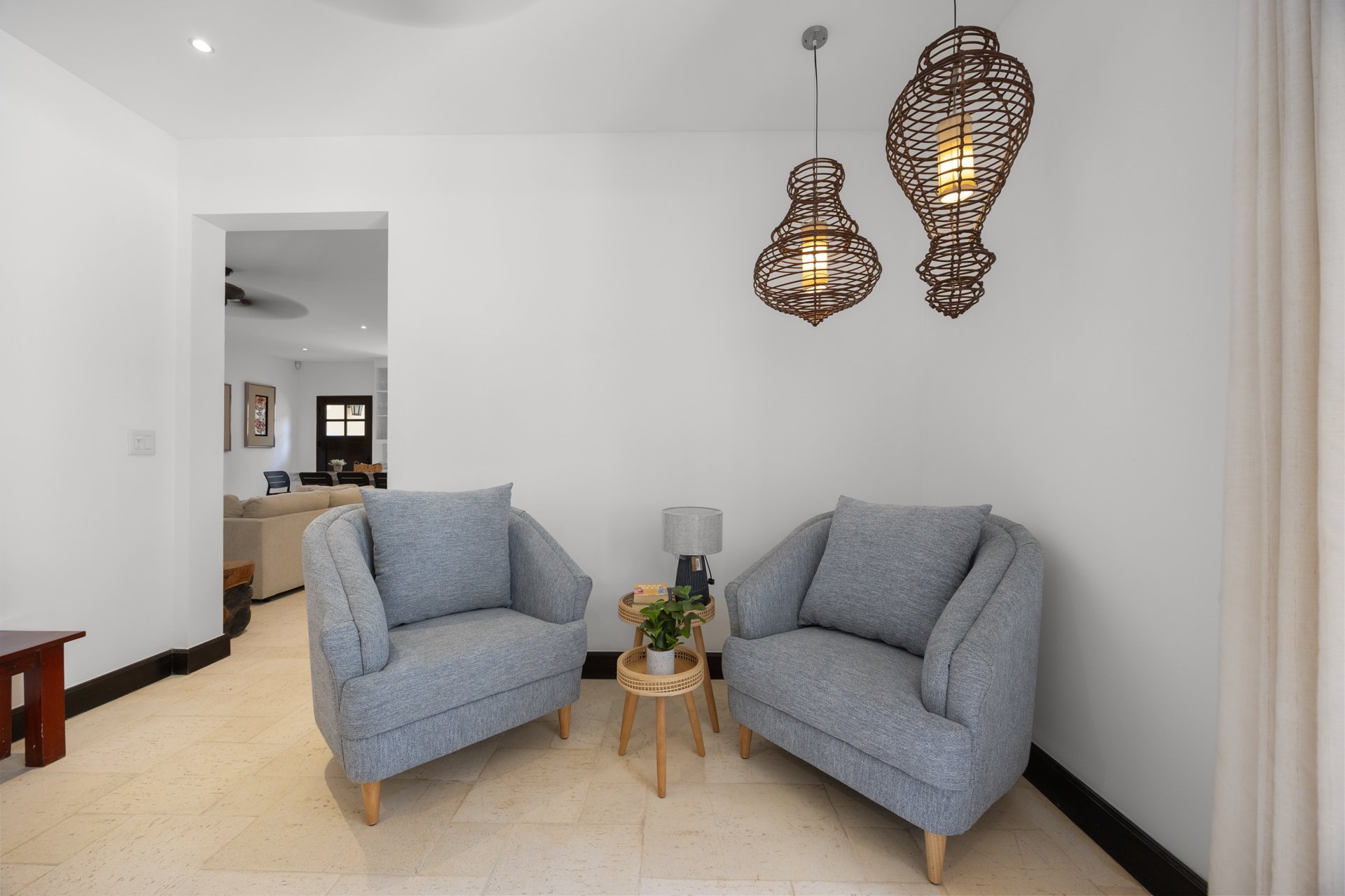 La Antigua 16 Avenida | Renovated 2-Bedroom Condo with Private Plunge Pool in Walkable Las Catalinas