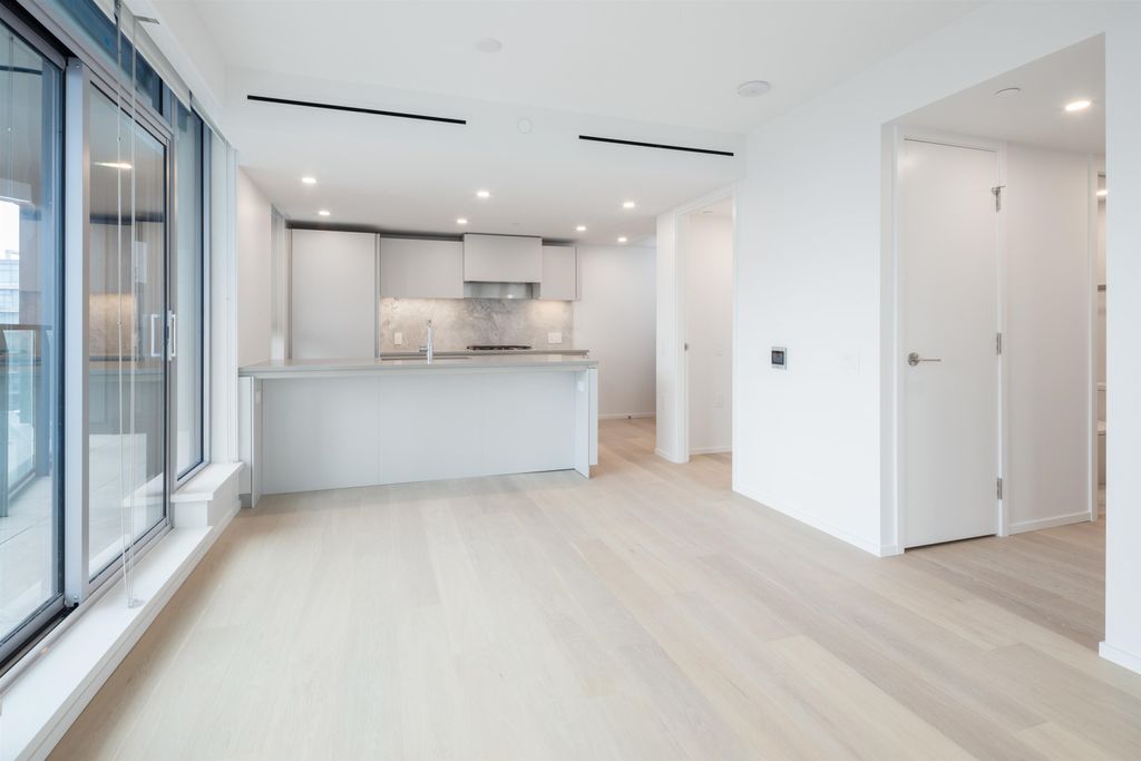 889 Pacific St, #2506