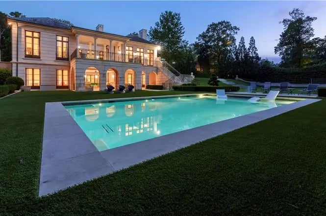 225 Paces Ferry Rd NW