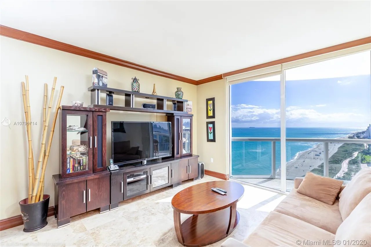 6365 Collins Ave Apt 2204