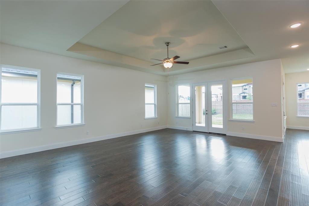 21119 Bradford Grv Dr