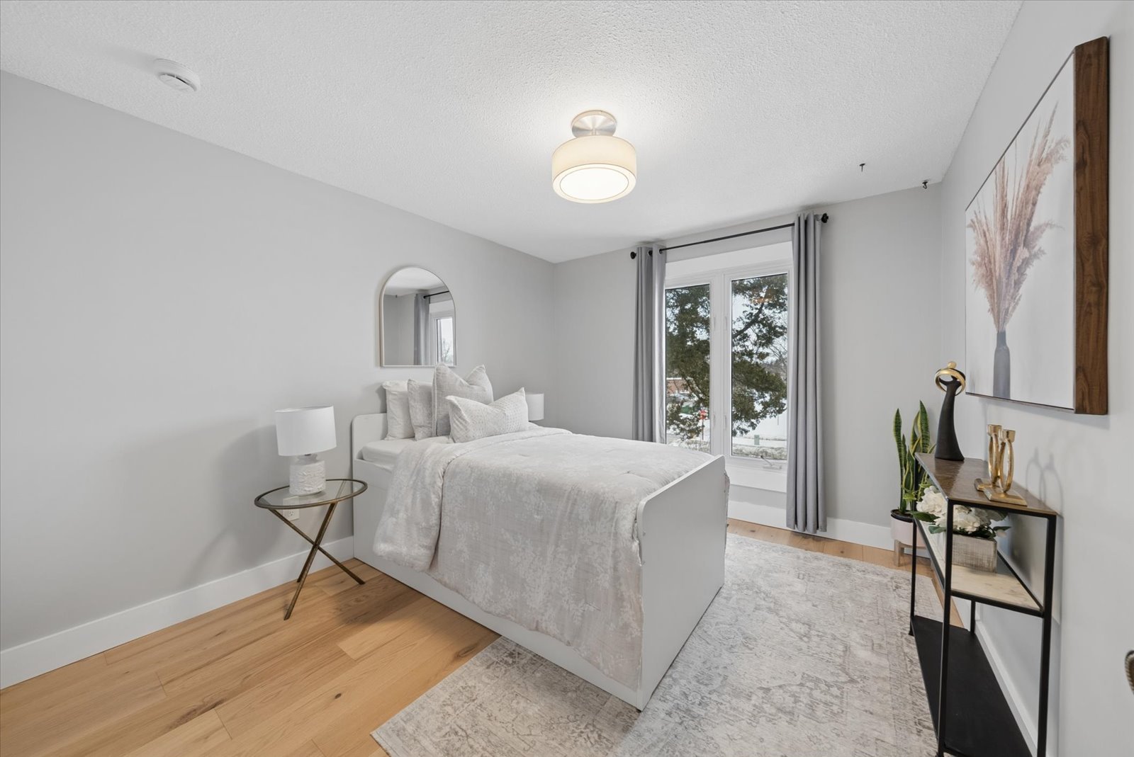 233 Fincham Ave 