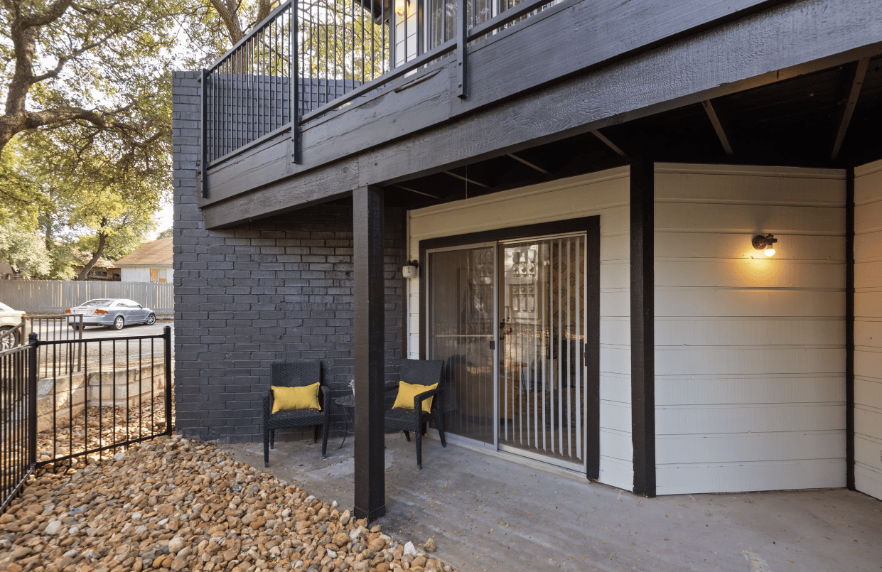 Enjoy Up To 8 Weeks Free!*Discount is applied for the first 2 months. 