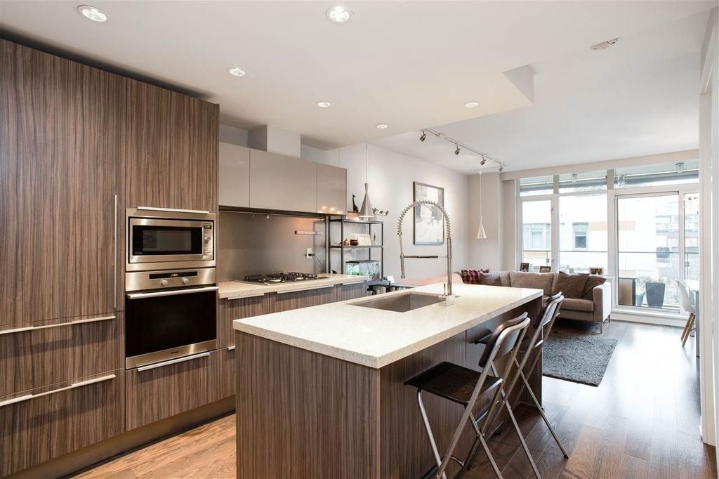 1661 Ontario St, #512