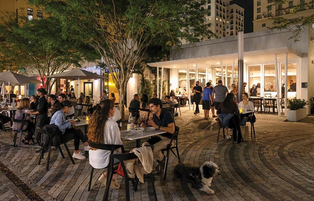 The Ultimate Neighborhood Guide to Coral Gables