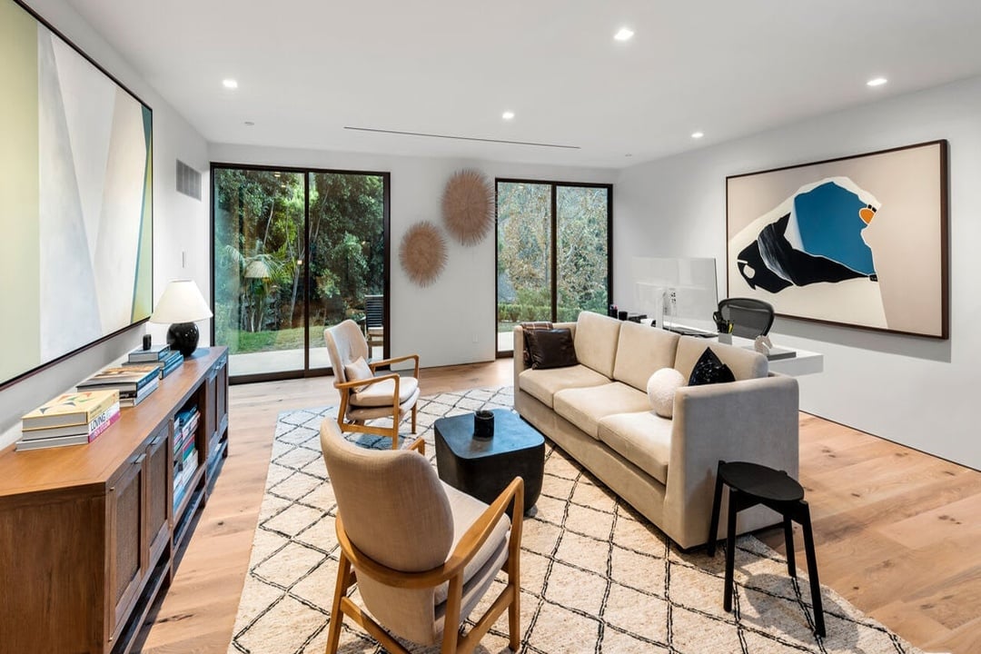 Luxe Oasis
