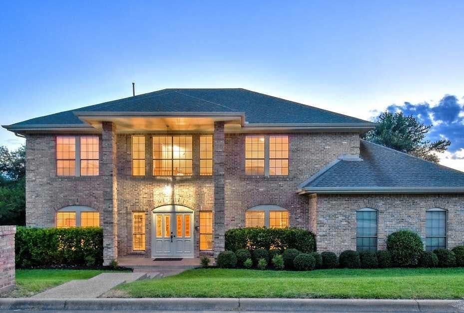 1100 Quaker Ridge Dr